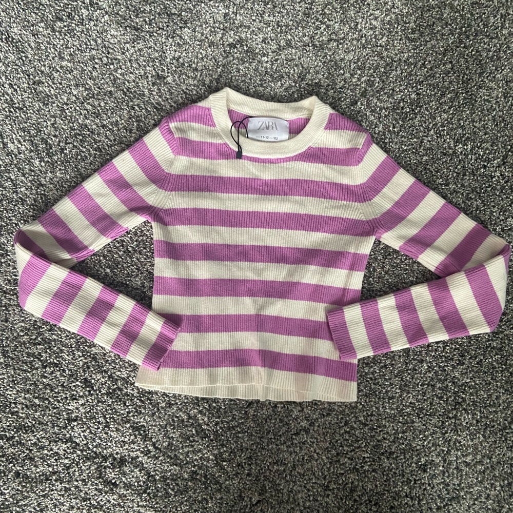 Zara Kids Ribbed Knit Sweater in lilac and white